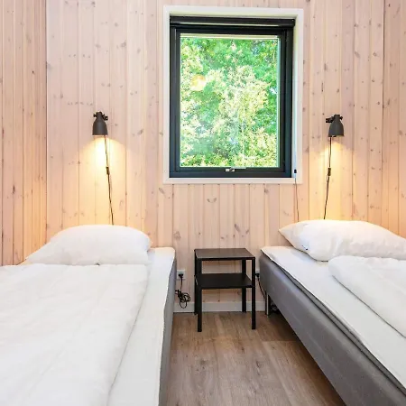 Casa vacanze 16 Person Holiday In *
